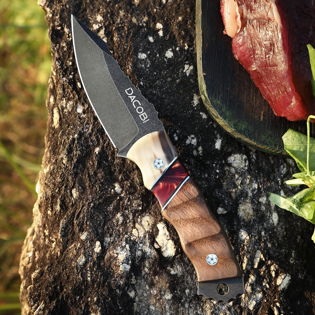 Nôž Grizzly, orechová rukoväť + býčí roh, oceľ D2